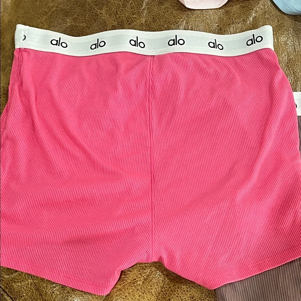 ALO Yoga Ribbed Boxer Briefs Set - Picture 7 of 10